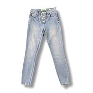 Laceup Jeans